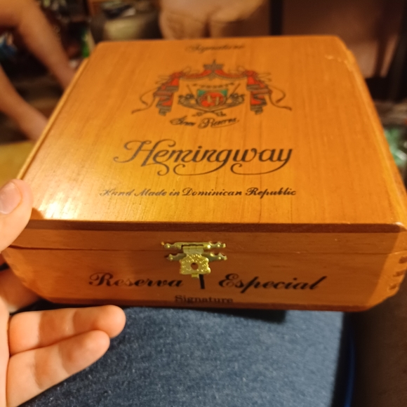 Cigarette Box - Picture 4 of 4